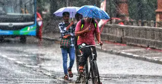 মুষলধারে বৃষ্টিতে বিপর্যস্ত দিল্লি, চারজনের প্রাণহানি